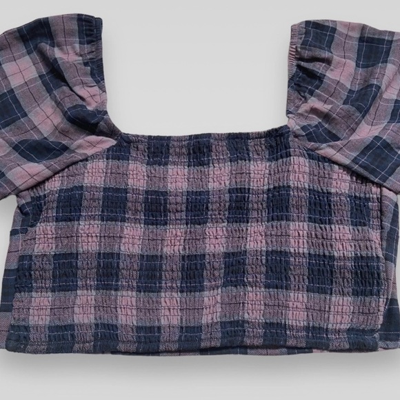 Wild Fabe XS purple/blue peasant style crop top; perfect condition‎ - Picture 4 of 5